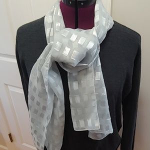 Silver with gold thread accent scarf